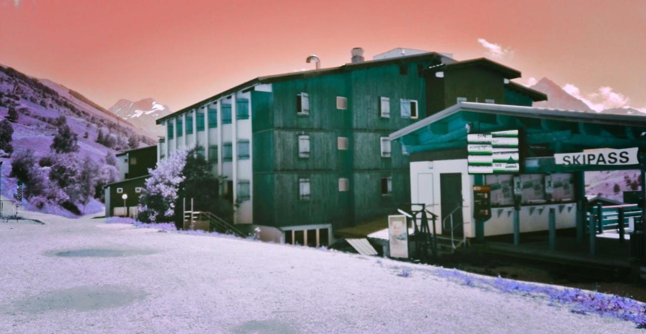 Hotel Turan Les Deux Alpes Exterior photo